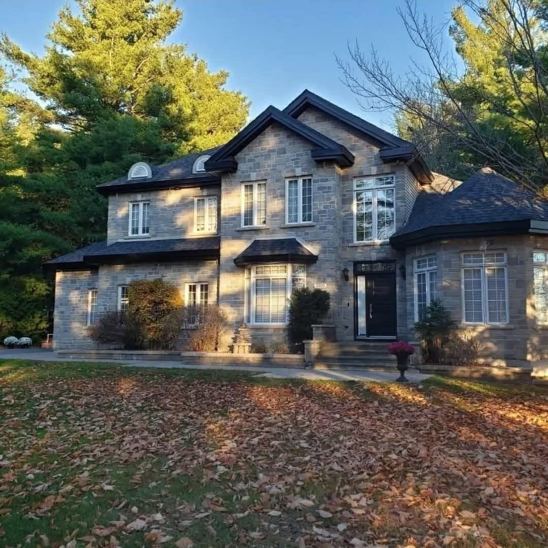 Projet de rénovation extérieure — roofing